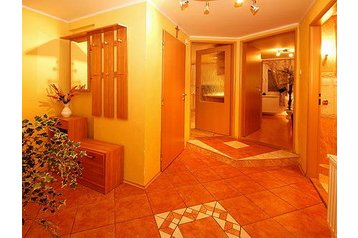 Slovacia Byt Liptovské Sliače, Exteriorul